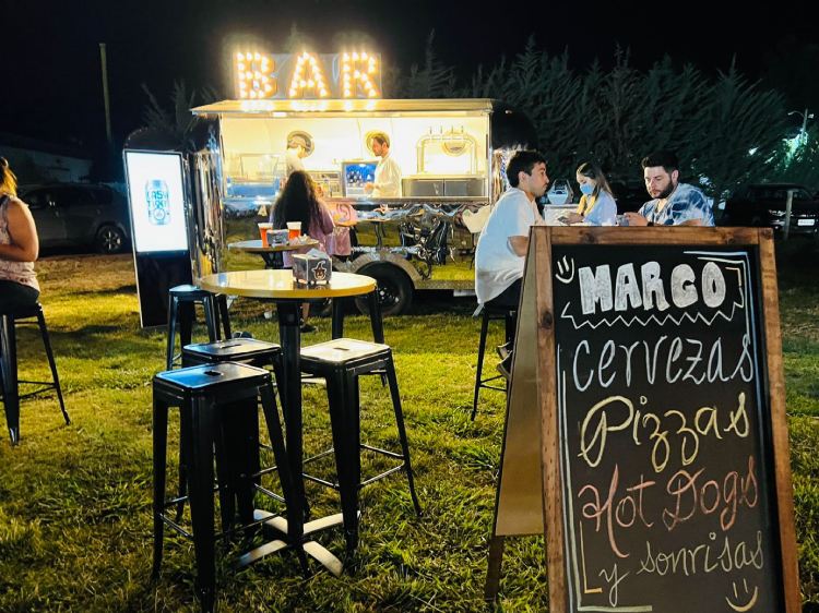 Airstream-Bar-Trailer